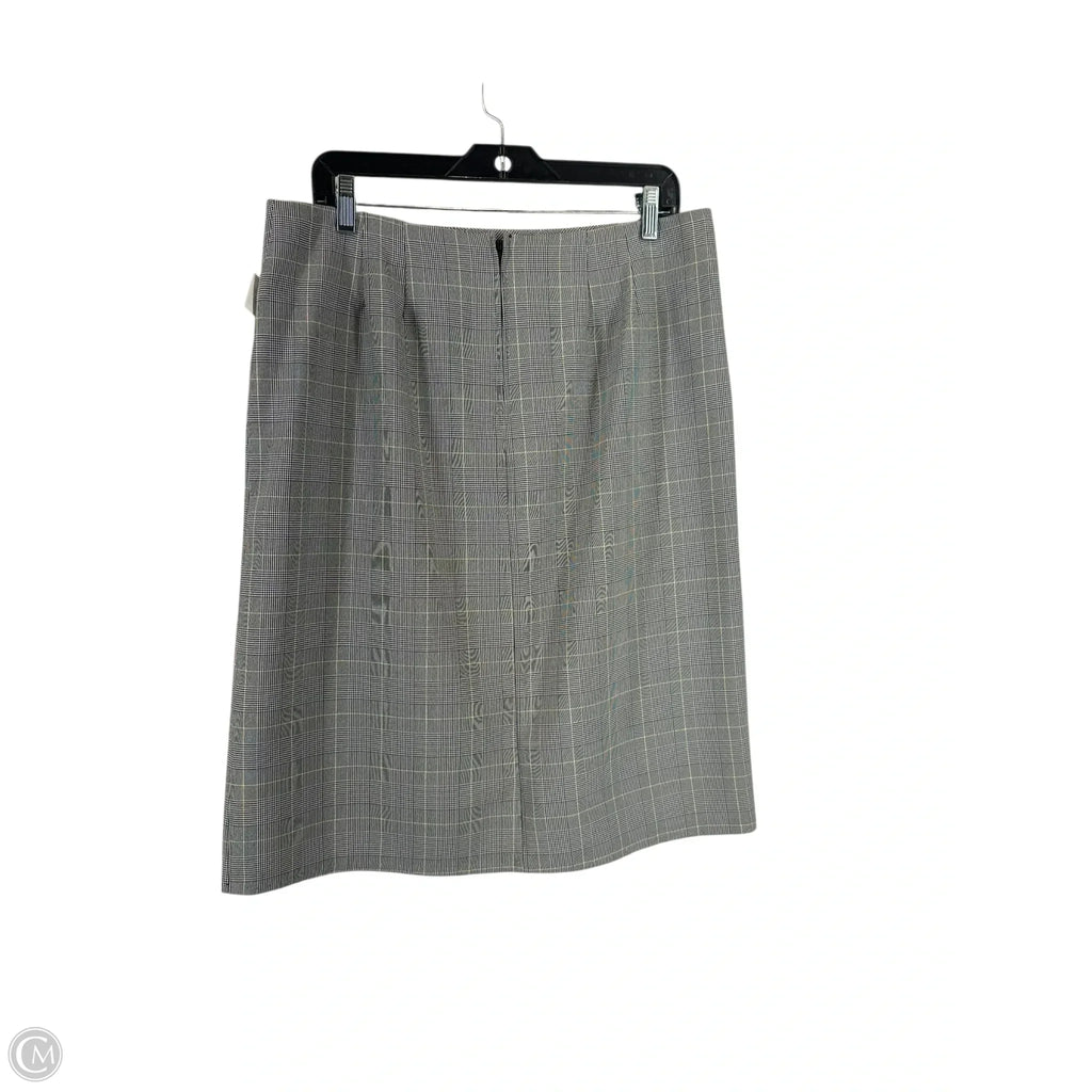 Dress Suit 2pc By Clothes Mentor In Plaid Pattern, Size: 12