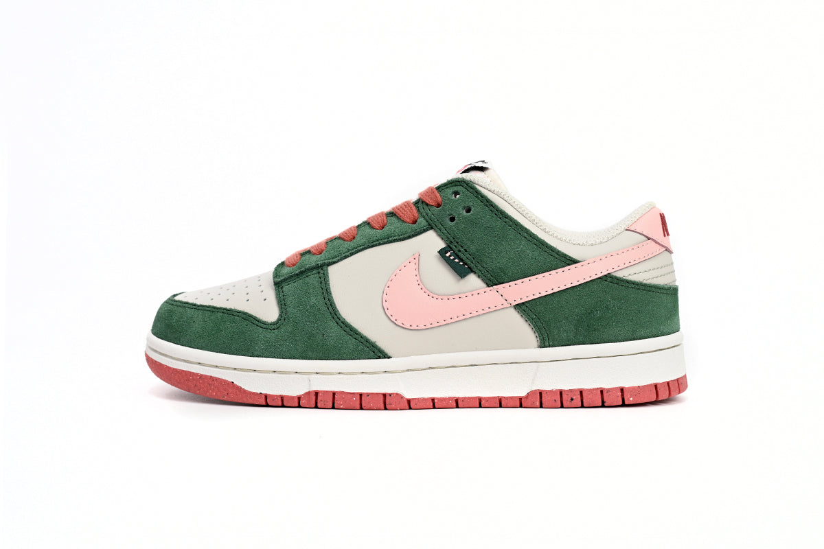 Dunk Low SE 'All Petals United' Reps Sneaker  FN8923-061