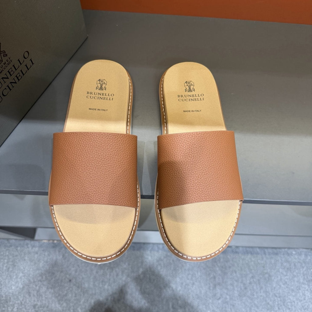 Brunello Cucinelli Men's Wide-Strap Slide Sandals - Low-Profile Sole