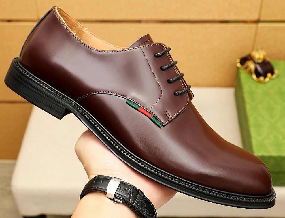 Gucci Stripe Lace-Up Dress Shoes